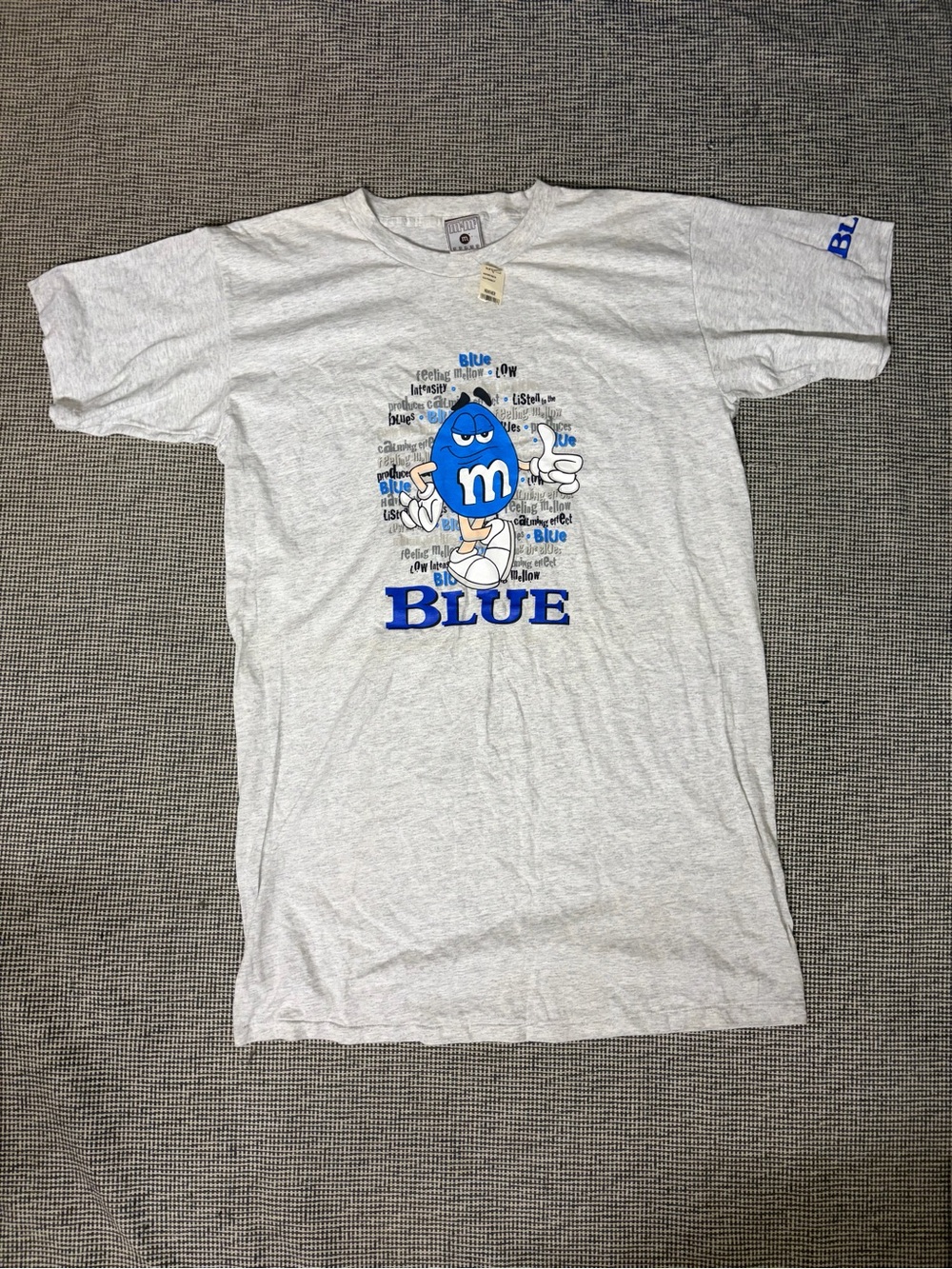 M&M'S Blue Character Graphic Tee - Gray and Blue